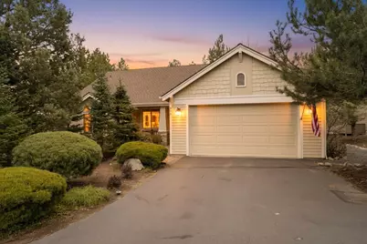 900 Victoria Falls Drive, Redmond, OR 97756 - Photo 1