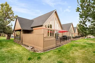 8588 Red Wing Ln, Redmond, OR 97756 - Photo 3