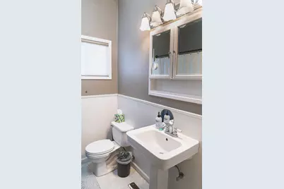 547 Laurel Street, Central Point, OR 97502 - Photo 17