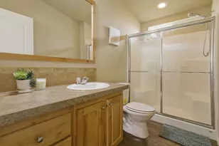 2530 SW Evening Primrose Dr, Redmond, OR 97756 - Photo 13