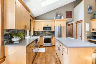 14597 Bluegrass Loop, Sisters, OR 97759 - Photo 11