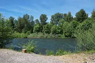 20055 Hwy 62, Shady Cove, OR 97539 - Photo 51