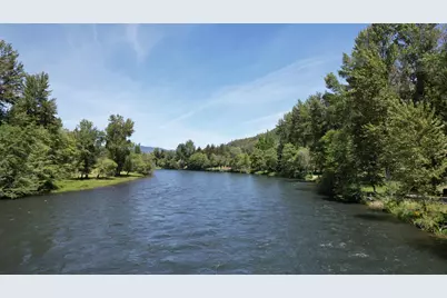 20055 Highway 62 #UNIT 15, Shady Cove, OR 97539 - Photo 3