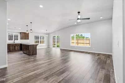 1834 Ingram Lane, Medford, OR 97501 - Photo 3