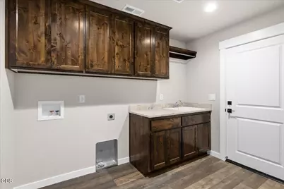 1834 Ingram Lane, Medford, OR 97501 - Photo 15