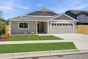 1834 Ingram Ln, Medford, OR 97501 - Photo 1