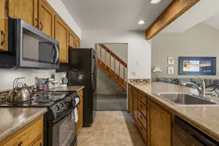 17755 Lake Aspen Ct, Sunriver, OR 97707 - Photo 11