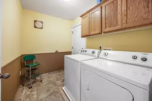 16445 Meadows Rd, White City, OR 97503 - Photo 17