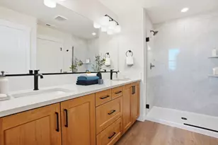 60843 SE Epic Pl, Bend, OR 97702 - Photo 7