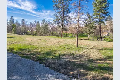 5017 Lane Creek Road #Parcel 2, Central Point, OR 97502 - Photo 21