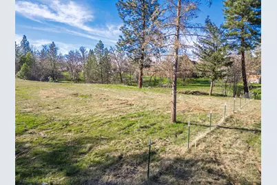 5017 Lane Creek Road #Parcel 2, Central Point, OR 97502 - Photo 9