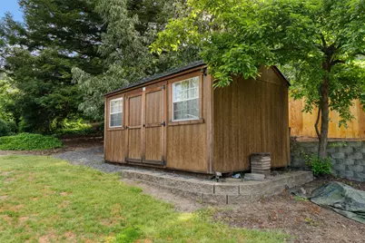1701 NE Foothill Boulevard, Grants Pass, OR 97526 - Photo 21