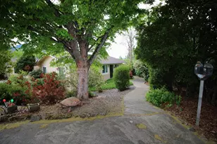 1701 NE Foothill Blvd, Grants Pass, OR 97526 - Photo 11