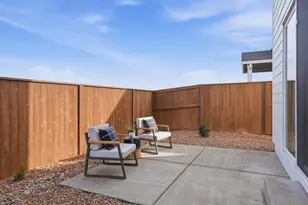 21229 SE Pelee Dr, Bend, OR 97702 - Photo 31