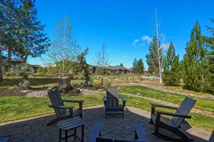 61807 Fall Creek Loop, Bend, OR 97702 - Photo 29