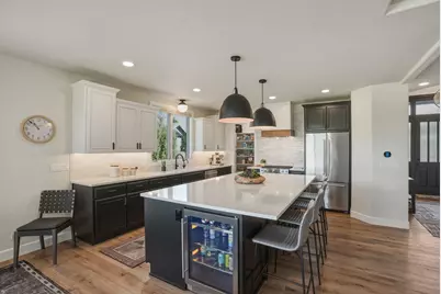 61807 Fall Creek Loop, Bend, OR 97702 - Photo 11