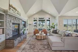 61807 Fall Creek Loop, Bend, OR 97702 - Photo 5