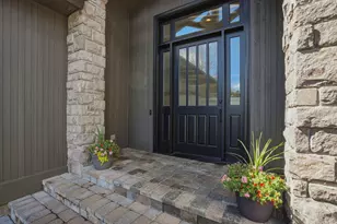 61807 Fall Creek Loop, Bend, OR 97702 - Photo 3