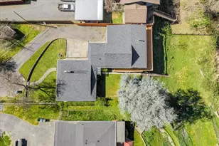 1300 Daisy Ln, Grants Pass, OR 97527 - Photo 49