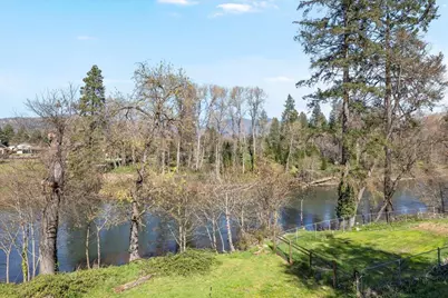 1300 Daisy Lane, Grants Pass, OR 97527 - Photo 35
