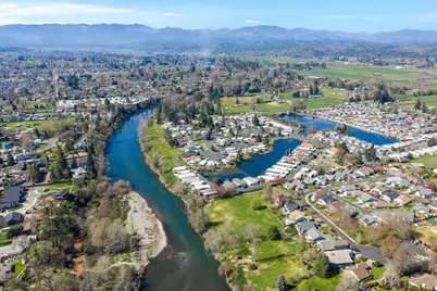 1300 Daisy Lane, Grants Pass, OR 97527 - Photo 57