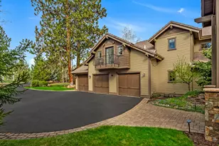 19570 Ball Butte Ct, Bend, OR 97702 - Photo 11