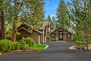 19570 Ball Butte Ct, Bend, OR 97702 - Photo 3