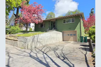 535 Pacific Terrace, Klamath Falls, OR 97601 - Photo 1