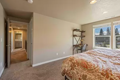 746 N Roundhouse Court, Sisters, OR 97759 - Photo 13
