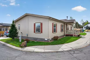 2640 SW Evening Primrose Dr, Redmond, OR 97756 - Photo 3