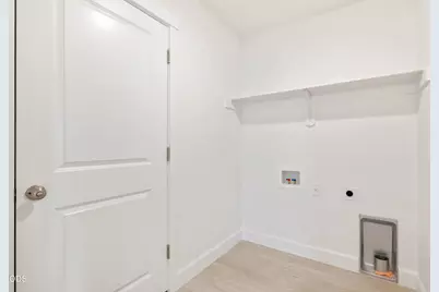 406 NW Monte Vista Avenue #124, Madras, OR 97741 - Photo 25