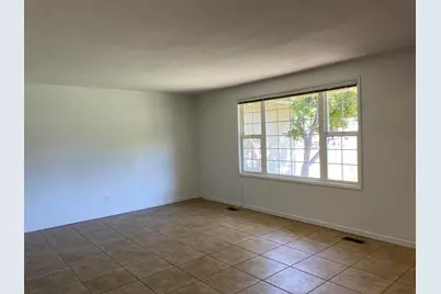 2215 Arctic Circle, Medford, OR 97504 - Photo 1