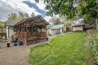 1203 4th Avenue, Gold Hill, OR 97525 - Photo 31