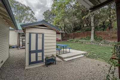 1203 4th Avenue, Gold Hill, OR 97525 - Photo 33