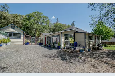 1203 4th Avenue, Gold Hill, OR 97525 - Photo 61