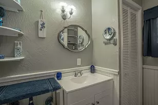 1203 4th Ave, Gold Hill, OR 97525 - Photo 25