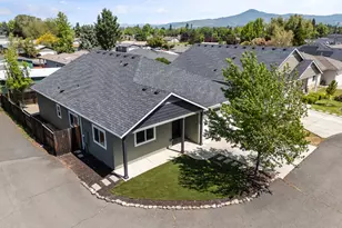 1350 Swayze Ln, Medford, OR 97501 - Photo 3
