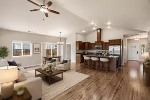 1350 Swayze Ln, Medford, OR 97501 - Photo 11