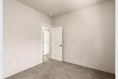 1350 Swayze Lane, Medford, OR 97501 - Photo 29