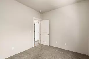 1350 Swayze Ln, Medford, OR 97501 - Photo 29