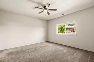 1350 Swayze Ln, Medford, OR 97501 - Photo 23