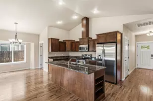1350 Swayze Ln, Medford, OR 97501 - Photo 21