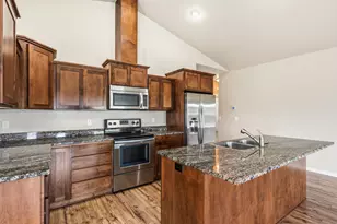 1350 Swayze Ln, Medford, OR 97501 - Photo 21