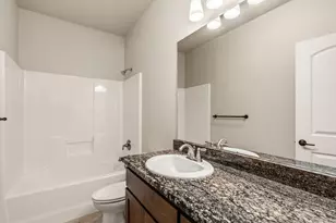 1350 Swayze Ln, Medford, OR 97501 - Photo 27