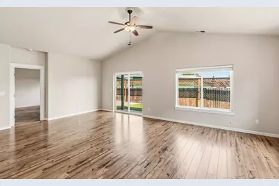 1350 Swayze Lane, Medford, OR 97501 - Photo 15