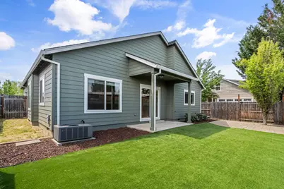 1350 Swayze Lane, Medford, OR 97501 - Photo 9