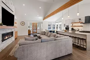 57752 Lassen Ln, Sunriver, OR 97707 - Photo 11