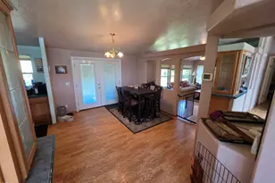 330 N Baker Ave, Chiloquin, OR 97624 - Photo 9