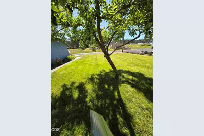 330 N Baker Avenue, Chiloquin, OR 97624 - Photo 25