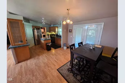 330 N Baker Avenue, Chiloquin, OR 97624 - Photo 7